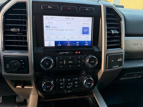 Used 2021 Ford F350 Lariat image 22