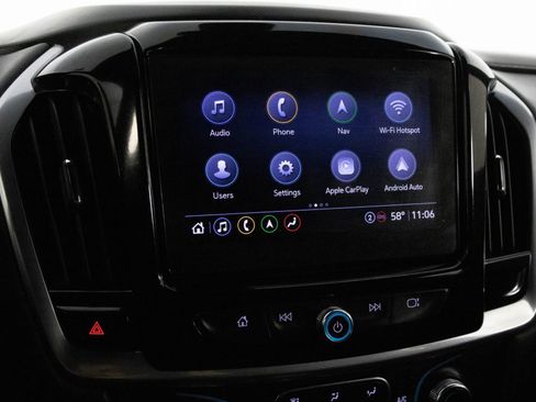 Used 2022 Chevrolet Traverse RS FWD image 22