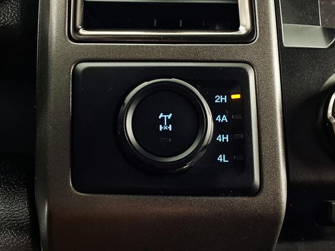 Used 2018 Ford F150 Raptor w/ Equipment Group 801A Mid AWD/4WD image 16