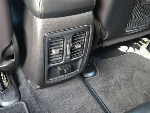Used 2013 Jeep Grand Cherokee Laredo RWD image 16