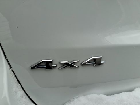 Used 2020 Jeep Grand Cherokee Limited image 16