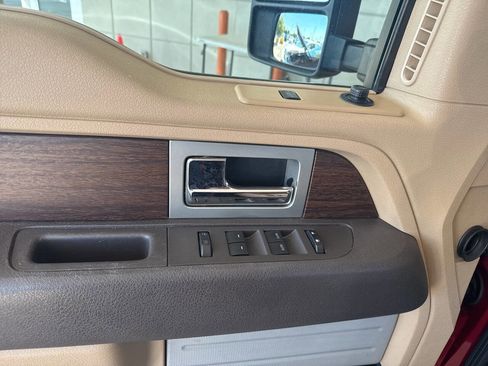 Used 2013 Ford F150 Lariat w/ HD Payload Pkg image 44