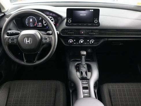 Certified 2025 Honda HR-V LX image 2