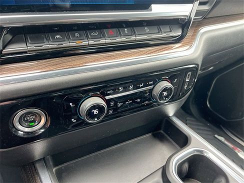 Used 2022 Chevrolet Silverado 1500 LT Trail Boss w/ Protection Package image 11