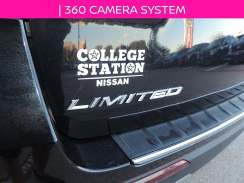 Used 2021 Ford Explorer Limited w/ Equipment Group 301A image 12