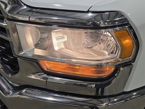 Used 2024 RAM 3500 SLT w/ Quick Order Package 2YG SLT image 27