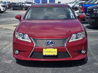 Used 2014 Lexus ES 300h w/ Luxury Package w/Bamboo Trim FWD video 2