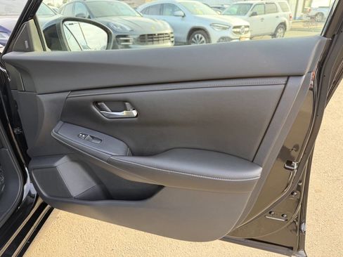 Used 2020 Nissan Sentra S image 7