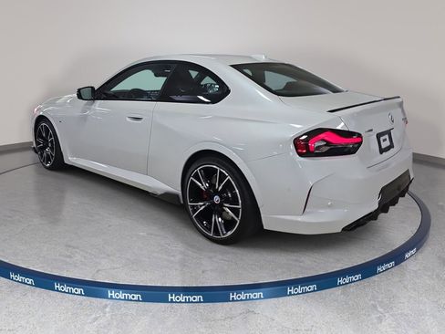 Used 2025 BMW M240i xDrive Coupe AWD/4WD image 9