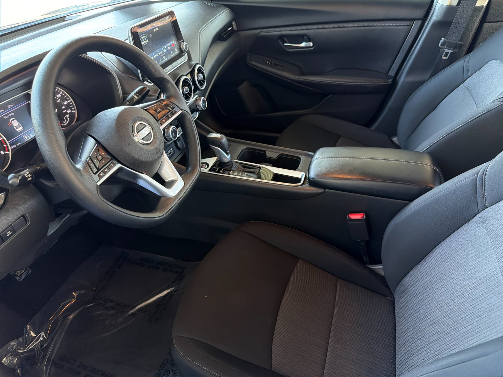 Used 2024 Nissan Sentra SV FWD image 9