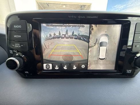 Used 2021 Hyundai Tucson Limited FWD image 17