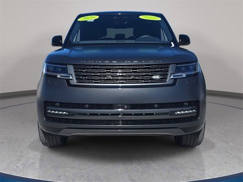 Certified 2025 Land Rover Range Rover SE image 2