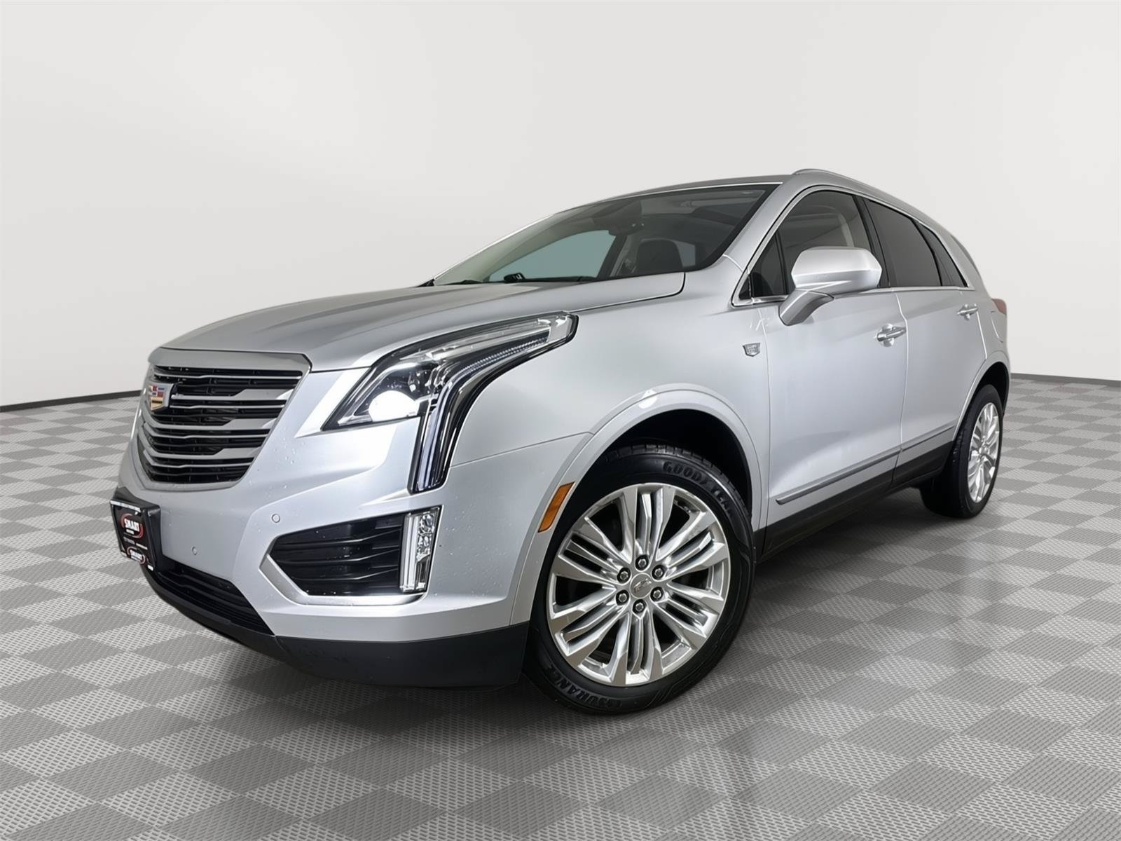 Used 2019 Cadillac XT5 Premium Luxury AWD/4WD image 1