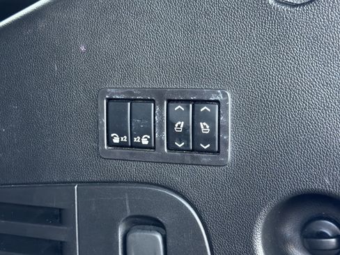 Used 2019 Chevrolet Tahoe LT image 21