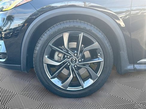 Used 2019 INFINITI QX50 Essential w/ Sensory Package image 34
