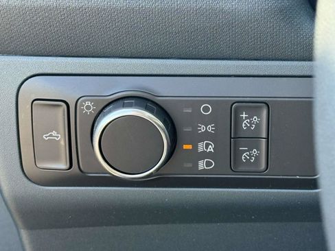 Used 2022 Ford Maverick XL FWD image 22