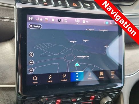 Used 2023 Jeep Grand Cherokee L Limited image 11