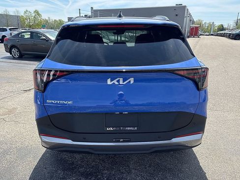 New 2026 Kia Sportage EX FWD image 6