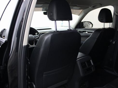 Used 2021 Volkswagen Atlas SE image 19