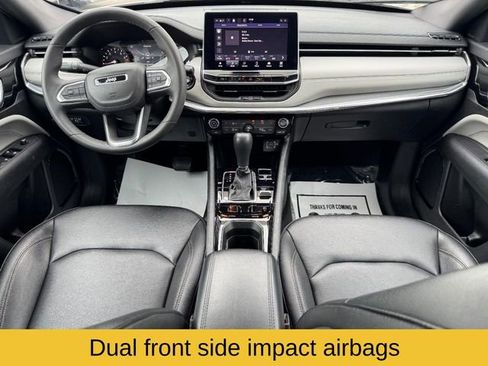 Used 2024 Jeep Compass Limited image 13