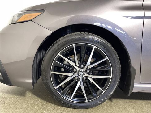 Certified 2023 Toyota Camry SE w/ Convenience Package FWD image 11
