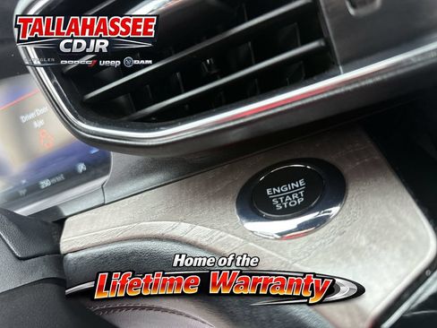 Used 2023 Ford Explorer Platinum w/ Technology Package AWD/4WD image 22