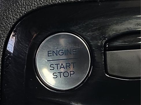 Used 2025 Ford Escape ST-Line w/ Tech Pack #1 image 15