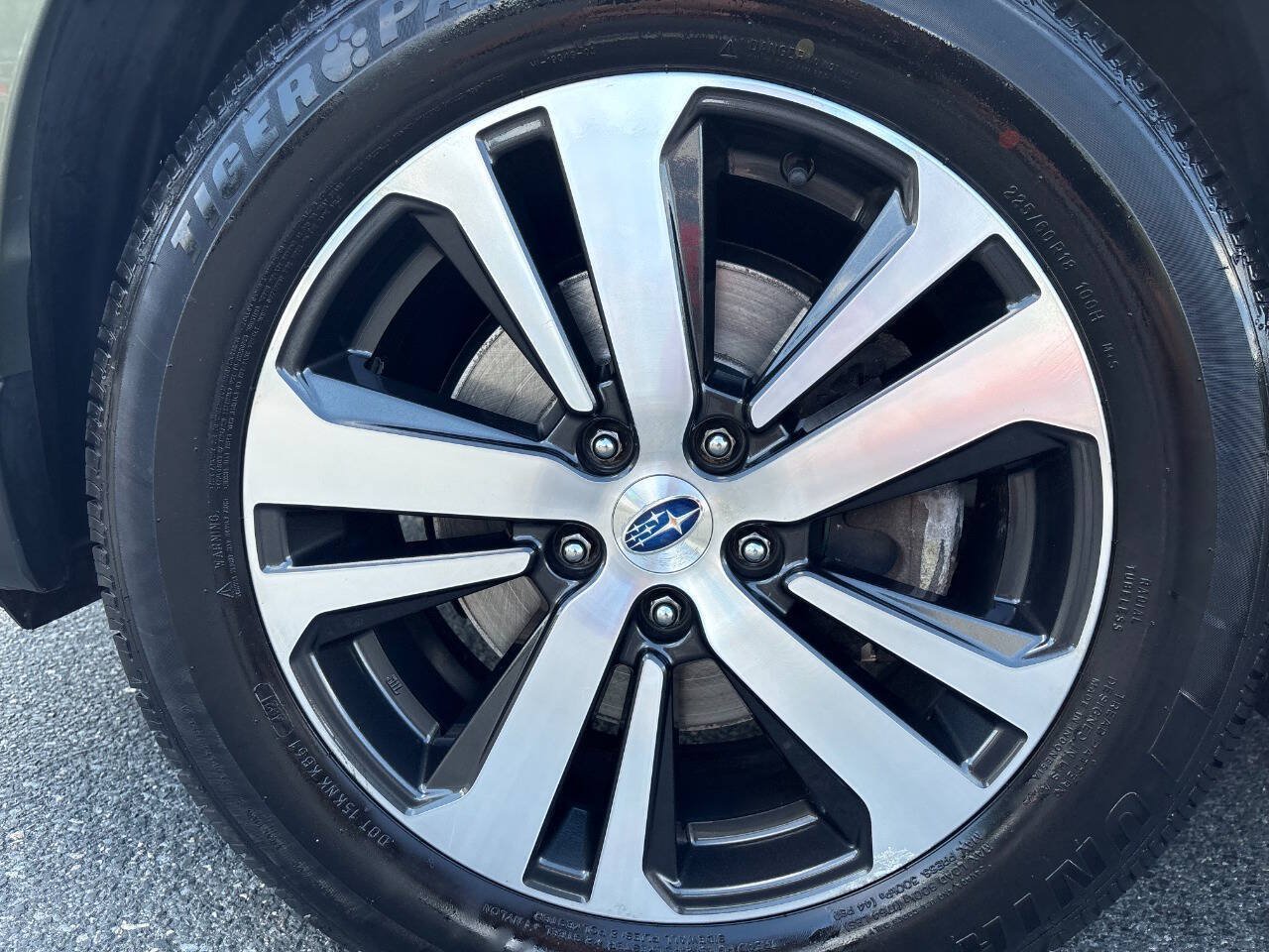 Used 2018 Subaru Outback 2.5i Limited AWD/4WD image 14