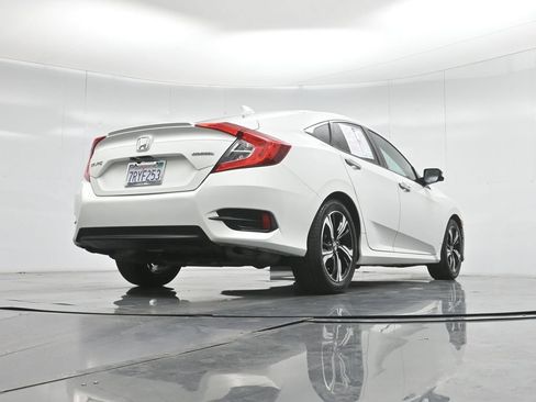 Used 2016 Honda Civic Touring image 45