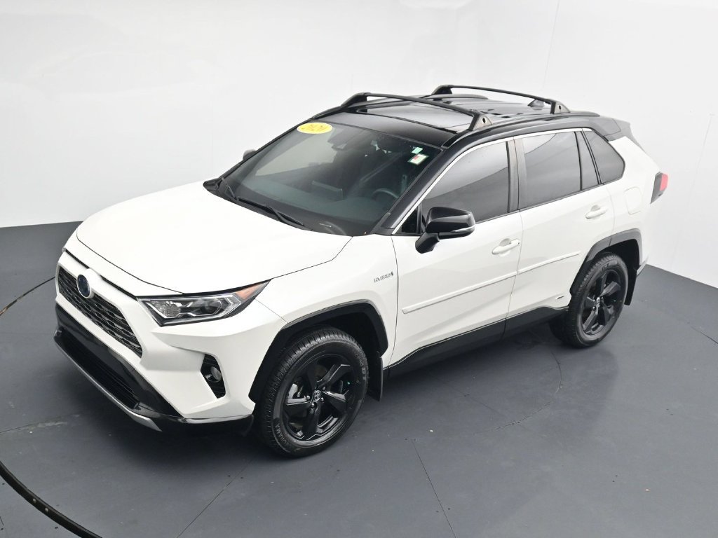Used 2020 Toyota RAV4 XSE w/ All Weather Liner Package AWD/4WD image 27