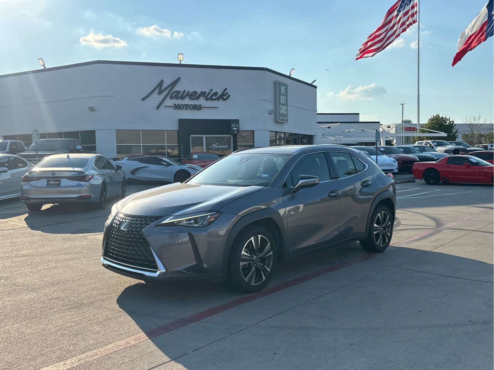 Used 2019 Lexus UX 200 w/ Accessory Package FWD image 1