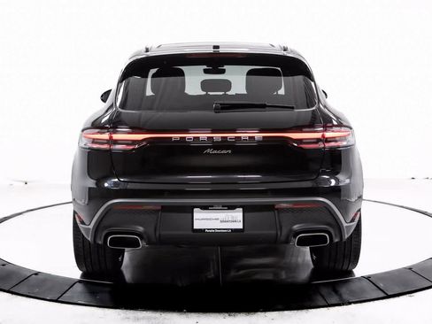Certified 2025 Porsche Macan image 6