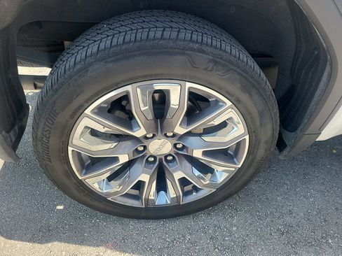 Used 2023 GMC Sierra 1500 Denali w/ Denali Reserve Package image 9