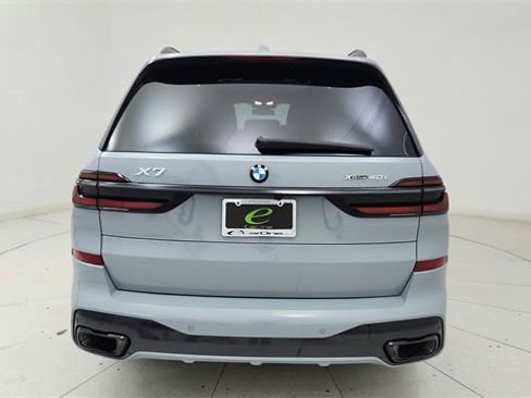 Used 2026 BMW X7 xDrive40i image 34