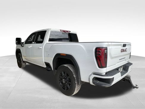 Certified 2025 GMC Sierra 2500 AT4 w/ AT4 Premium Plus Package image 8