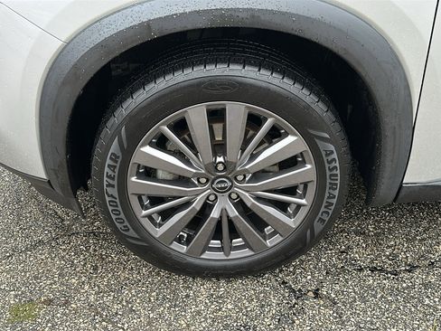 Certified 2023 Nissan Pathfinder SL w/ SL Premium Package image 8