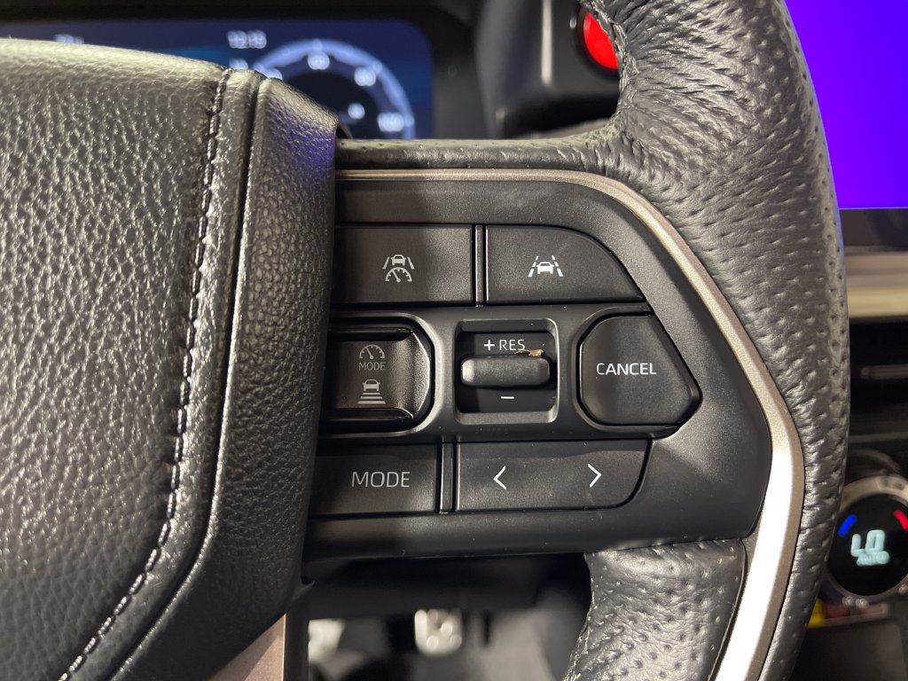 Certified 2024 Toyota Tacoma TRD Sport w/ TRD Sport Premium Package AWD/4WD image 27