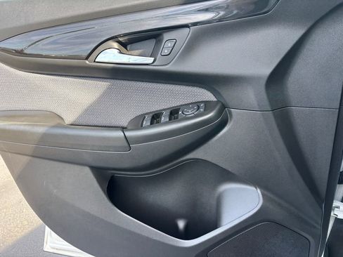 Used 2025 Chevrolet TrailBlazer LT image 21