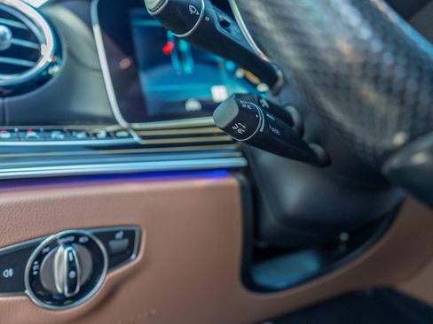 Used 2018 Mercedes-Benz E 63 AMG S image 36