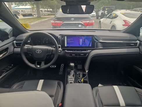 Used 2025 Toyota Camry SE w/ Multimedia Upgrade Package FWD image 8