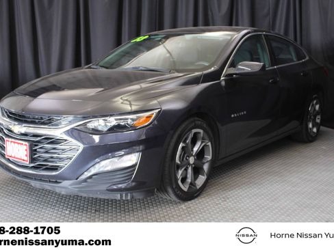 Used 2023 Chevrolet Malibu LT FWD image 3