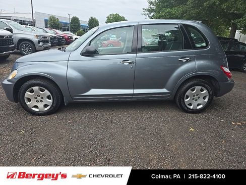 Used 2008 Chrysler PT Cruiser LX image 2