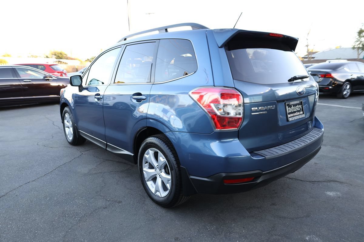 Used 2014 Subaru Forester 2.5i Limited AWD/4WD image 6