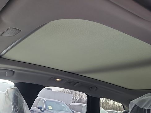 New 2026 Volvo XC60 B5 Plus w/ Protection Package Premier image 6