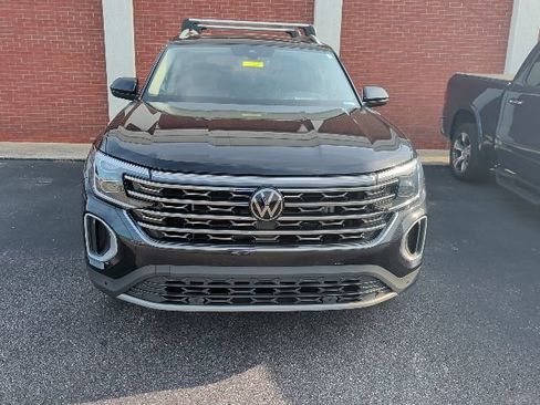 Used 2024 Volkswagen Atlas SEL AWD/4WD image 12