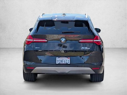 Used 2025 BMW X3 xDrive30i w/ Premium Package image 7