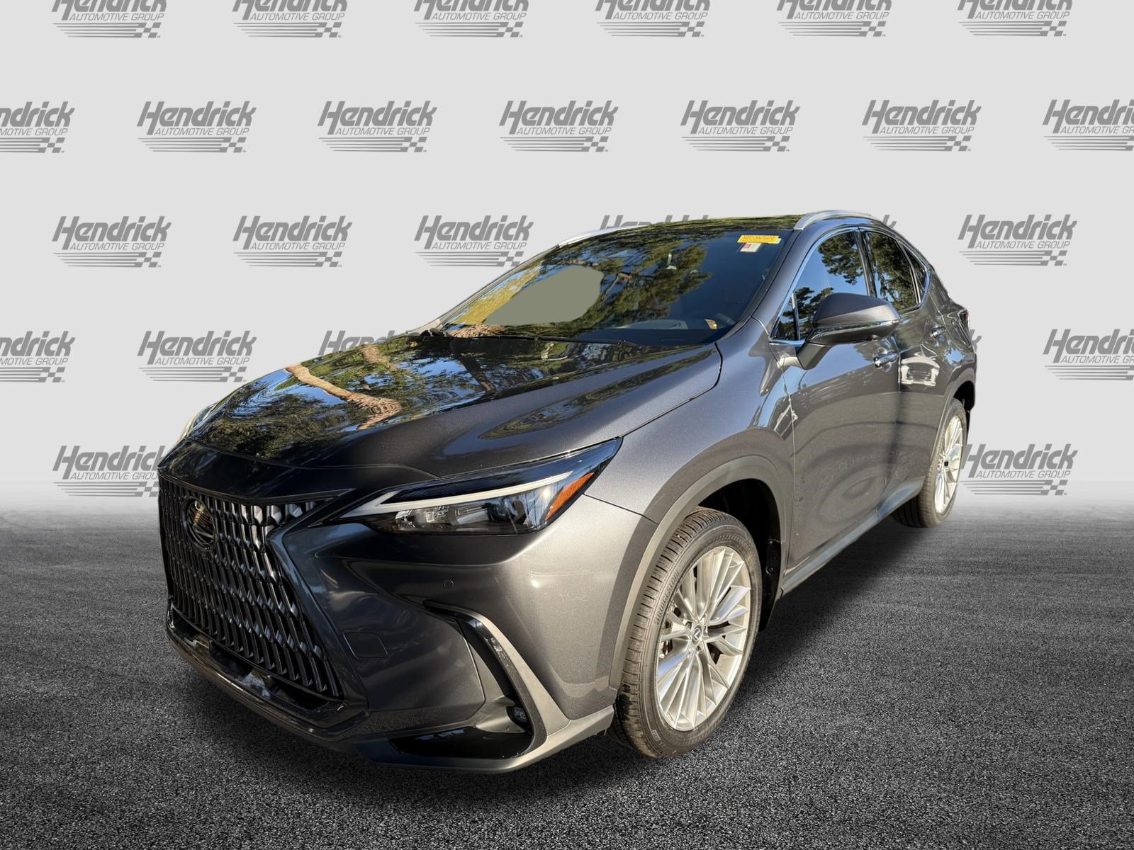 Certified 2025 Lexus NX 350 AWD w/ Accessory Package (2T) image 5