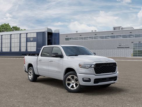 New 2026 RAM 1500 4x4 Crew Cab image 5