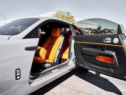 Used 2020 Rolls-Royce Wraith RWD image 27