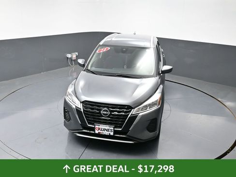 Used 2024 Nissan Kicks SV image 45
